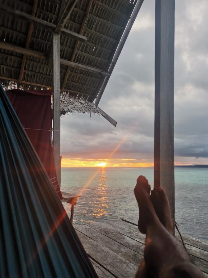 Kri Raja Ampat Bungalows Exteriör bild