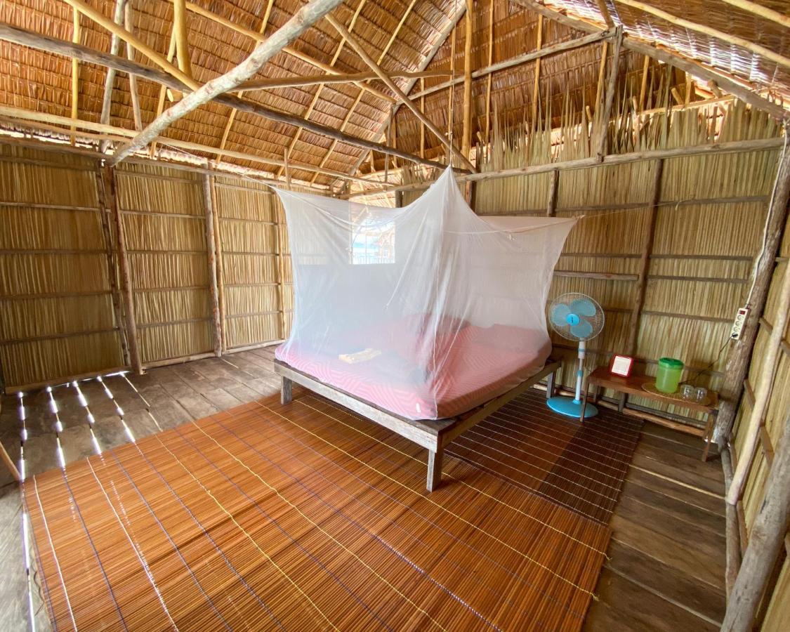 Kri Raja Ampat Bungalows Exteriör bild